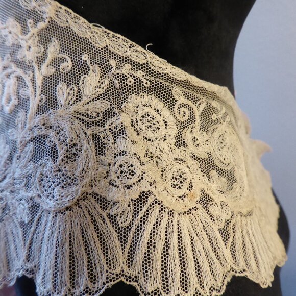 VINTAGE ANTIQUE 16” VICTORIAN CREAM LACE COLLAR - Picture 8 of 16